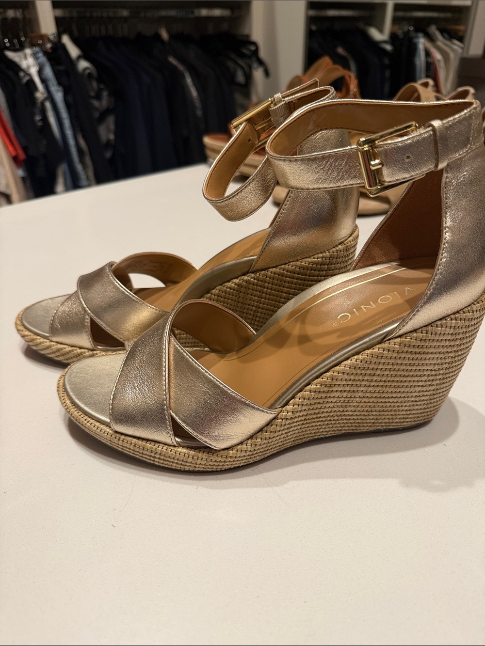 Vionic Gold Wedges size 9 - never worn